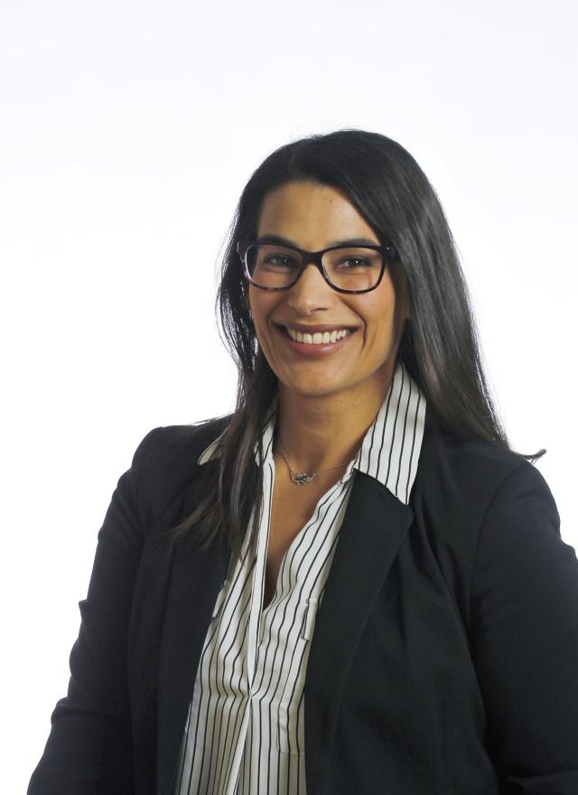 Stephanie Zarate, UC Davis MBA alumna