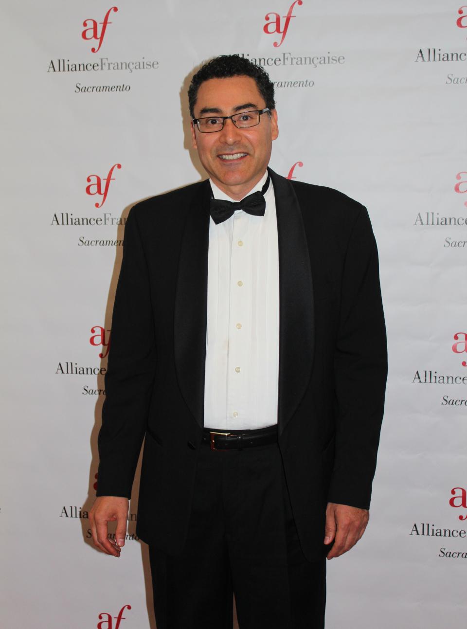 Benigno Salazar MBA 99 at Sacramento event, on the red carpet