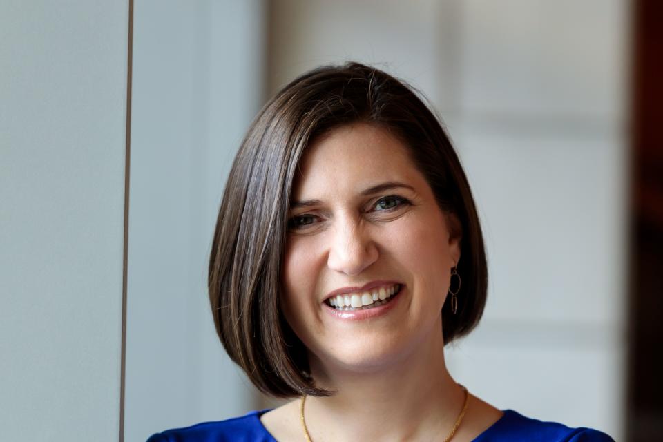 Headshot of Elizabeth Pontikes