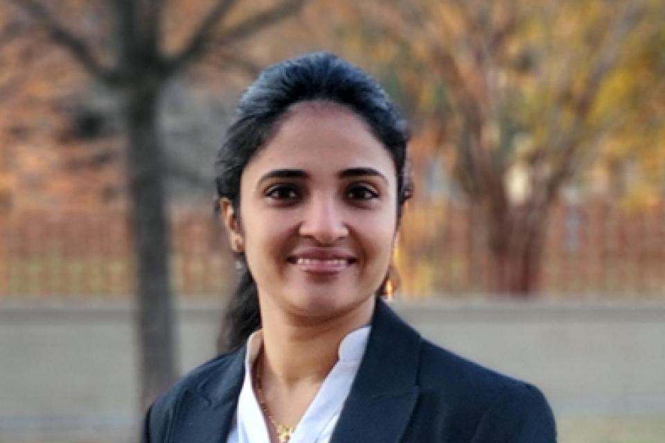 Headshot of Deepi Agarwal