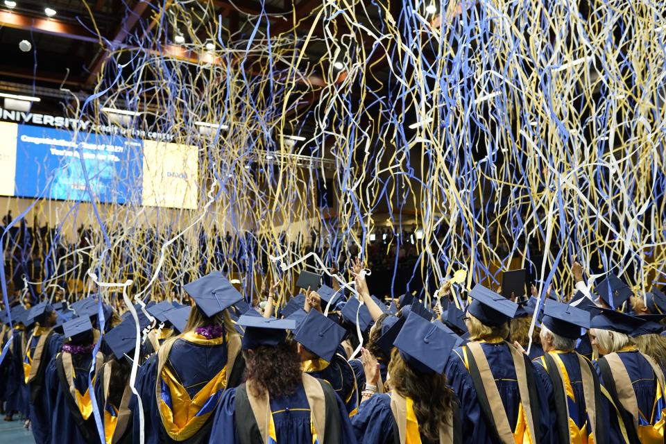 Commencement Confetti